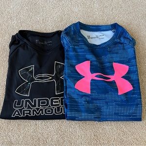 2 under armour boys youth xl loose fit t-shirts. Great condition